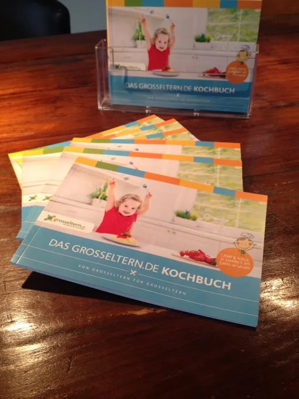 Erstes Printprodukt von grosseltern.de: Großeltern-Kochbuch