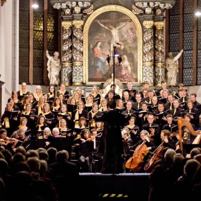 Sommerkonzert - Eine musikalische Weltreise Bild: Sommerkonzert - Eine musikalische Weltreise