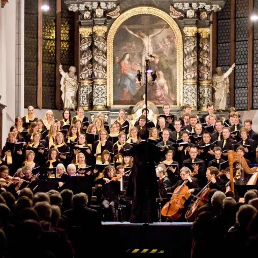 Sommerkonzert - Eine musikalische Weltreise Bild: Sommerkonzert - Eine musikalische Weltreise