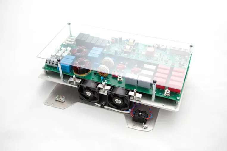 Bild: Multifunktionaler Induktionsgenerator für viele industrielle Abwendungen