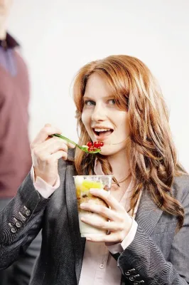 Gesunde Pausendose – auch für Berufstätige das A und O Bild: Gesunde Pausendose – auch für Berufstätige das A und O