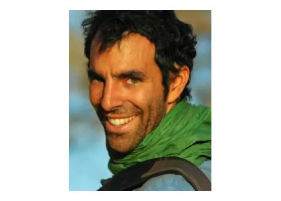 Bild: dodo.com - Erstes Reise-Stipendium an Anthony Asael vergeben