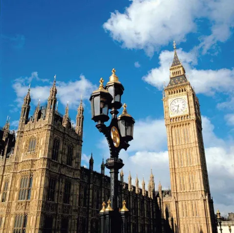 Bild: Neues Angebot von Stena Line - Mit dem Bus zur Queen