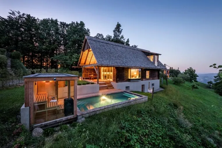 Bild: PURESLeben in der Südsteiermark eröffnet elftes Ferienhaus Stadl Wuggitz
