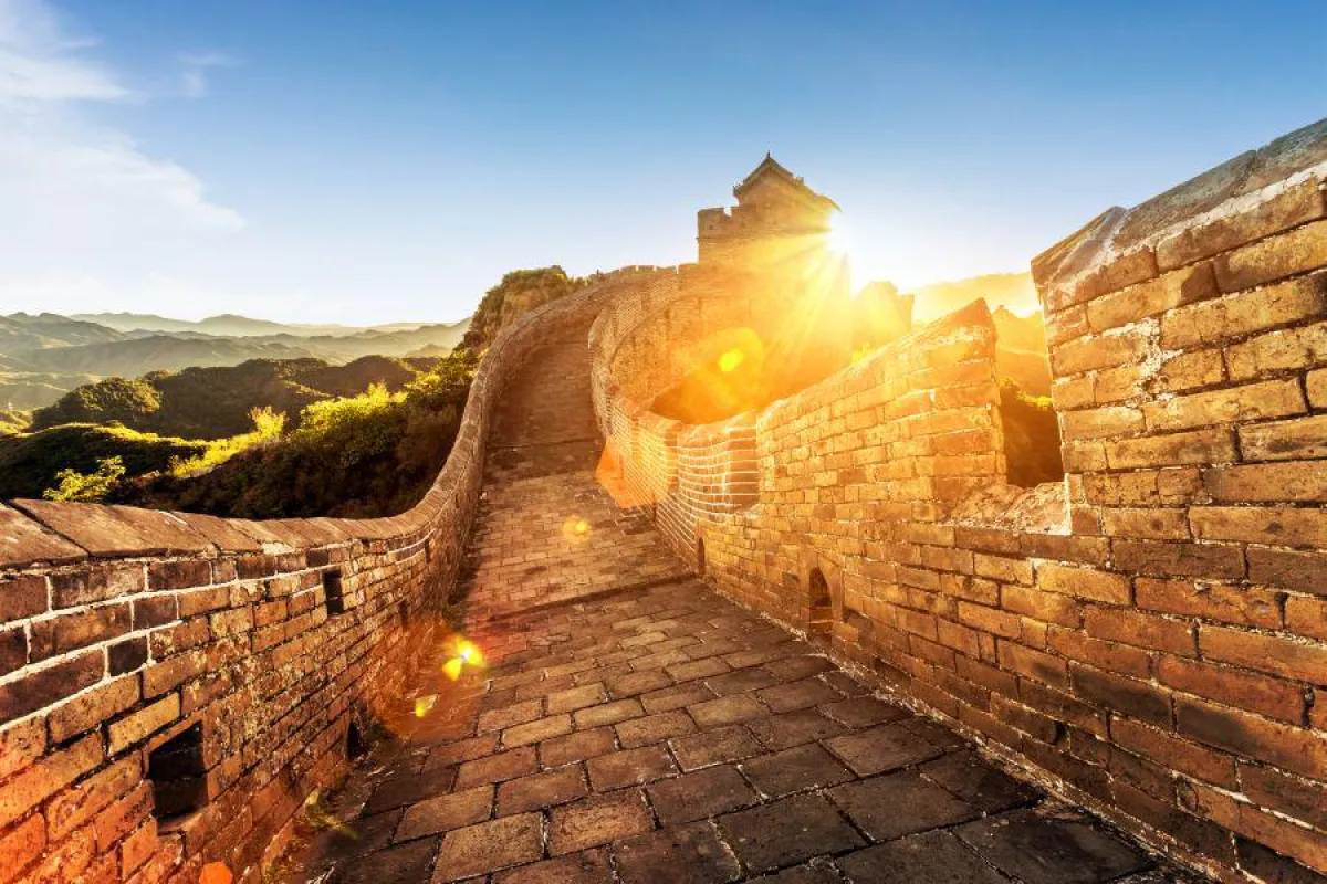 Die große Mauer bei Sonnenuntergang