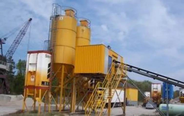 Bild: Verkauf zweier kompletter Estrich-Werke