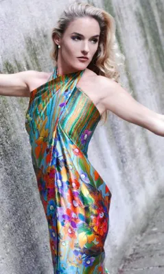 Bild: ILSA RUSS Morgenmantel Couture - Luxus für die Sinne