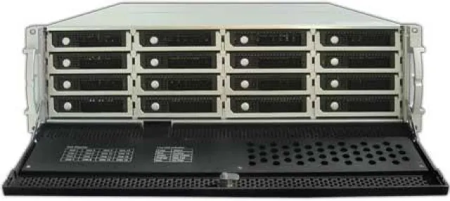 Bild: Erste iSCSI-Systeme von easyRAID