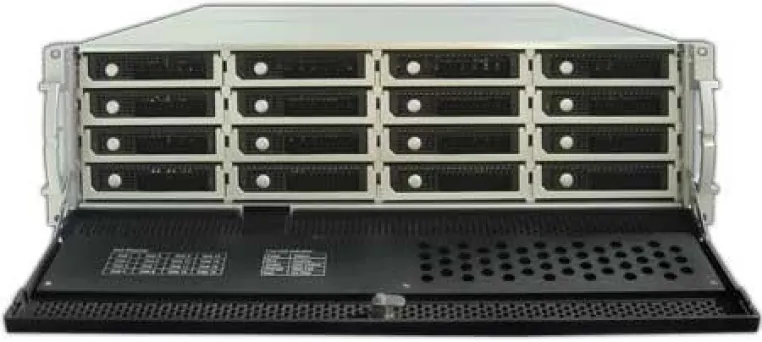 Bild: Erste iSCSI-Systeme von easyRAID