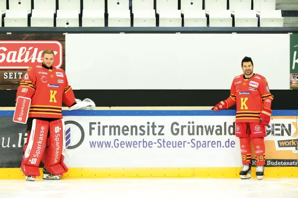 Bild: Firmensitz Grünwald als neuer Sponsor beim ESV Kaufbeuren – Britt Heudorf engagiert sich in der DEL2