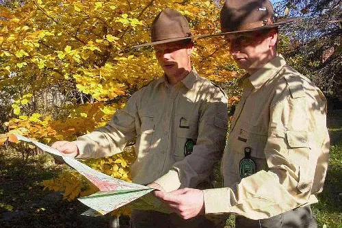 Bild: Hirschbrunft-Erlebnis im Harz - Herbstliche Veranstaltungen rund um die „Könige des Waldes“