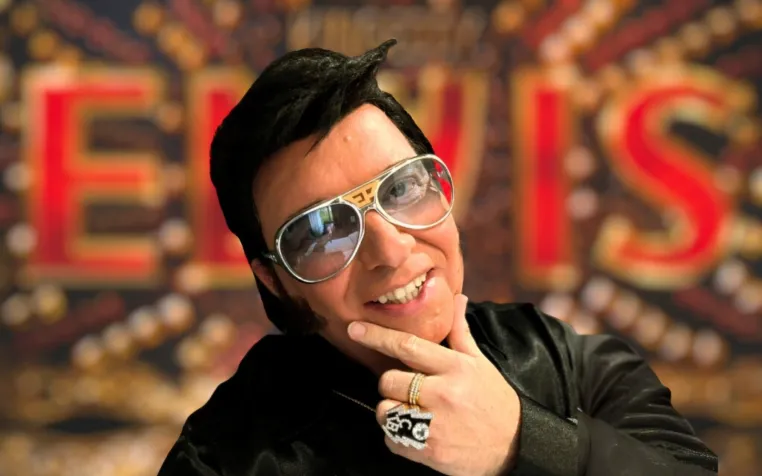 Plötzlich steht Elvis im Raum – King Eddy als Überraschungsgast für Events Bild: Plötzlich steht Elvis im Raum – King Eddy als Überraschungsgast für Events