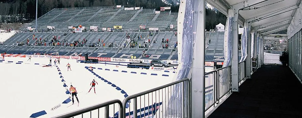 Vom Solution Highend haben die Besucher einen phantastischen Blick auf den sportlichen Wettkampf. Foto: RÖDER