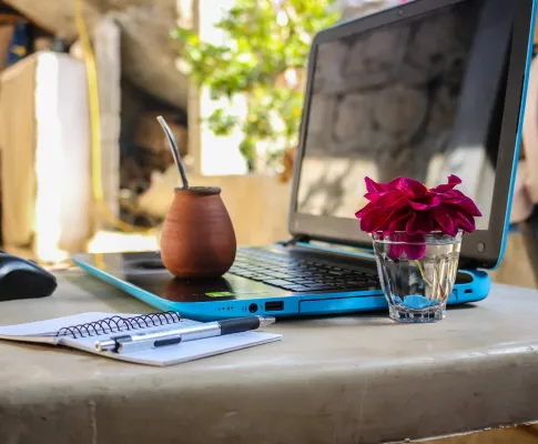 Bild: Workation Alliance – Erfahrungsaustausch über mobiles Arbeiten aus dem Ausland