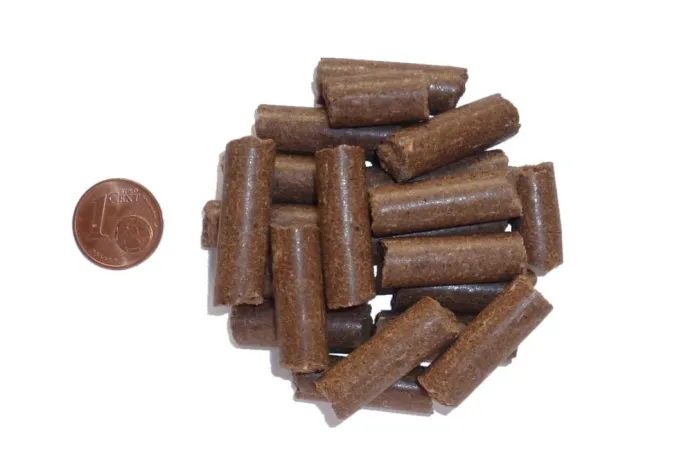 Bild: DeinTierfutter.de - Hundefutter Fit gepresst - Sortimentserweiterung ab 01.08.2012