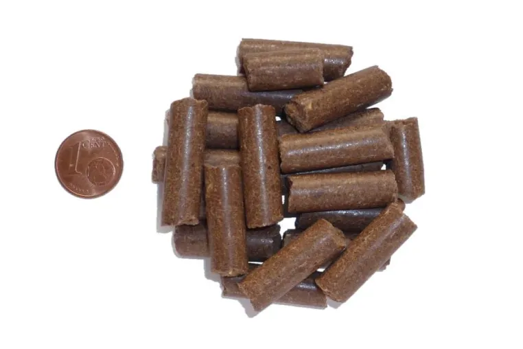 Bild: DeinTierfutter.de - Hundefutter Fit gepresst - Sortimentserweiterung ab 01.08.2012