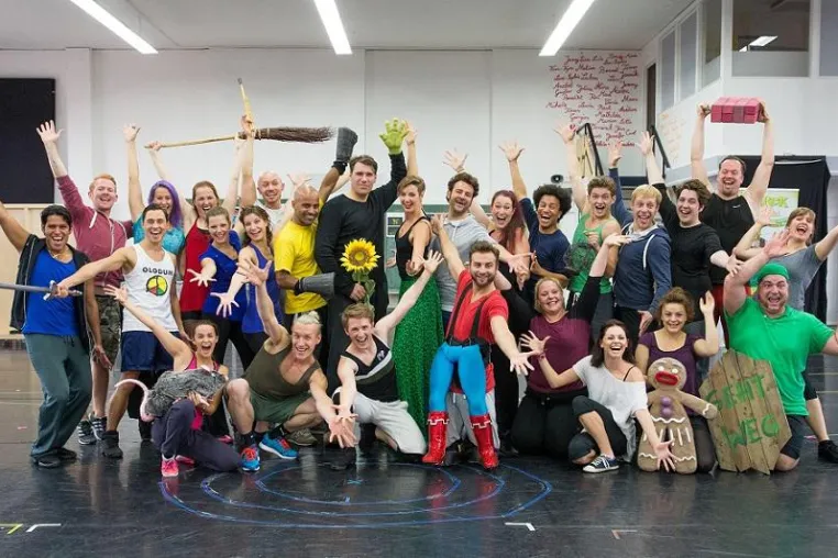 Probenstart bei SHREK - Das Musical im Capitol Theater Düsseldorf Bild: Probenstart bei SHREK - Das Musical im Capitol Theater Düsseldorf