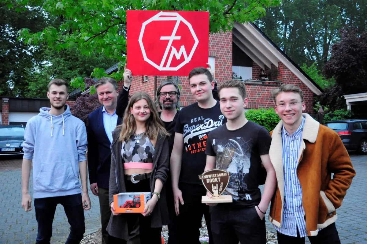 Sie haben den neuen Song-Contest Landwirtschaft rockt gewonnen: 7miles aus Albersloh im Münsterland.