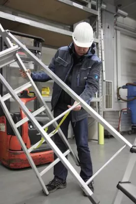 ZARGES Academy: Leitern, Tritte und Fahrgerüste vorschriftsgemäß prüfen Bild: ZARGES Academy: Leitern, Tritte und Fahrgerüste vorschriftsgemäß prüfen