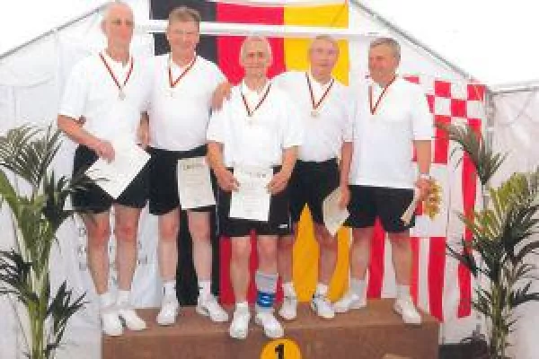 Bild: Deutscher Kegelmeister arbeitet bei awekProtech in Rehna