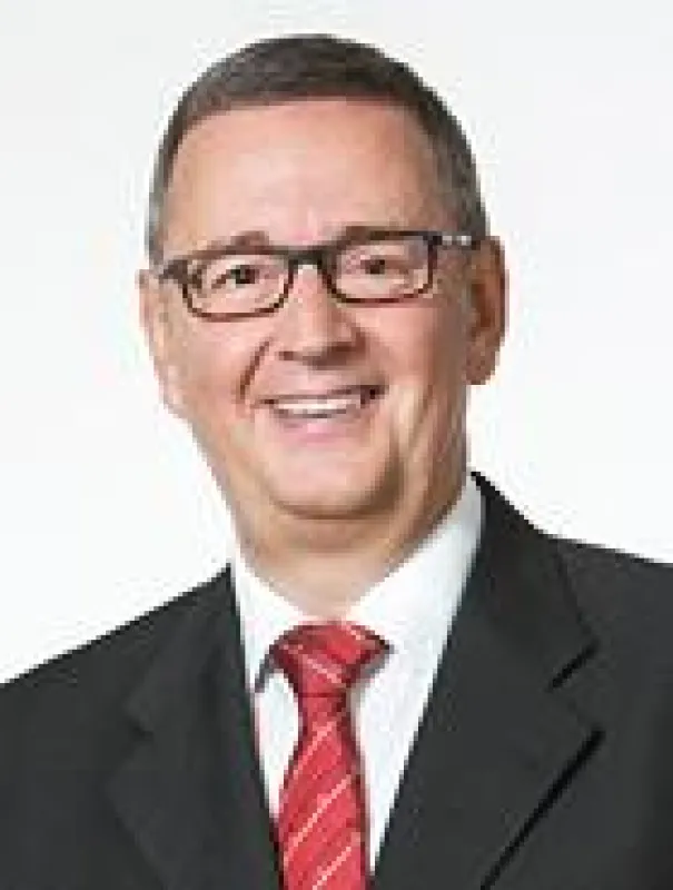 Thomas Bethke, Versicherungsbetriebswirt/DVA