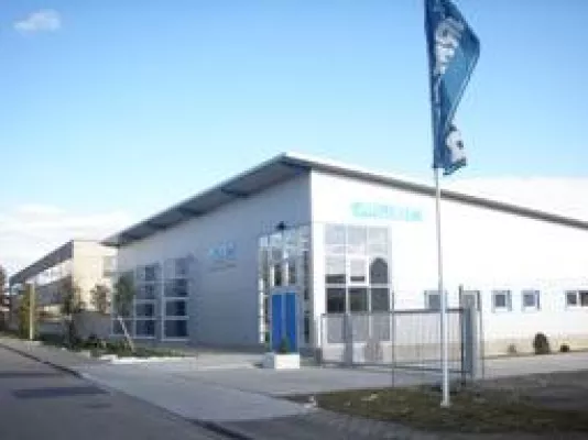 Bild: Strahlen ohne Druckluft