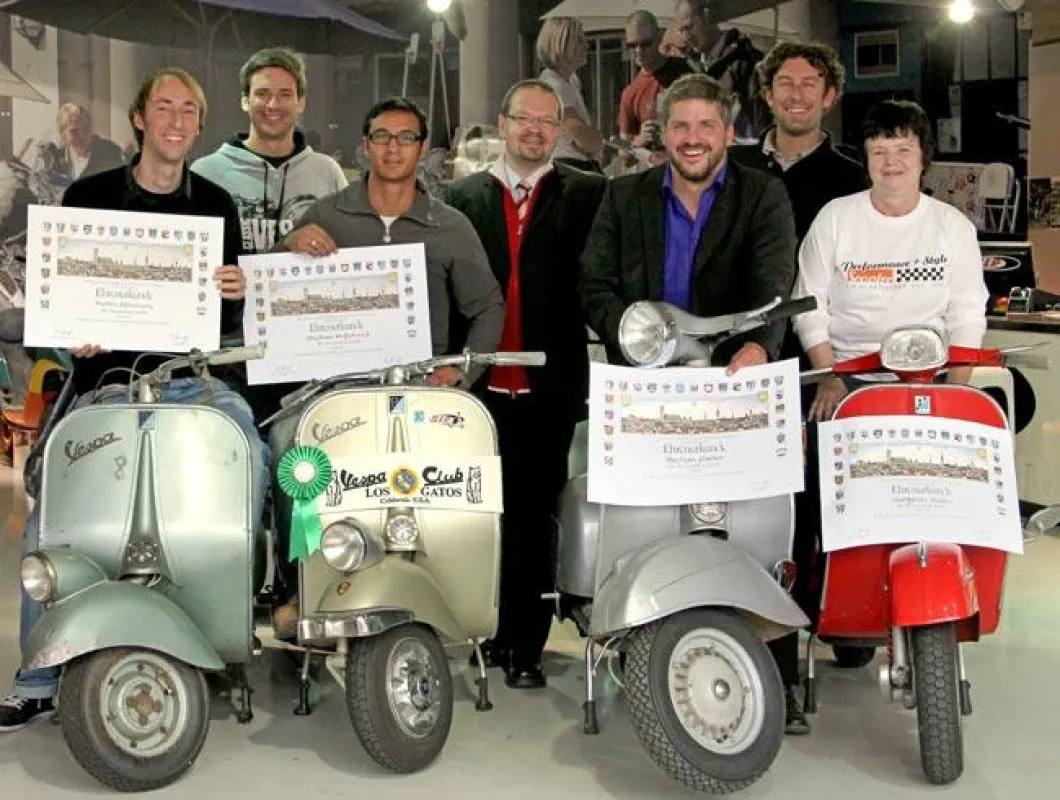 Die Jubilare, von links Marga Müller, Ralf Jodl, Stephan Fischer, Klaus Hofbauer (IHK), Stephan Hufschmid, Martin Silberhorn