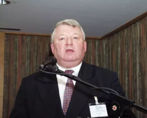 Bild: 8. AVA-Jahrestagung vom 19.-22. März in Göttingen -Tierärztliche Bestandsbetreuung im Schweine- & Rinderbestand