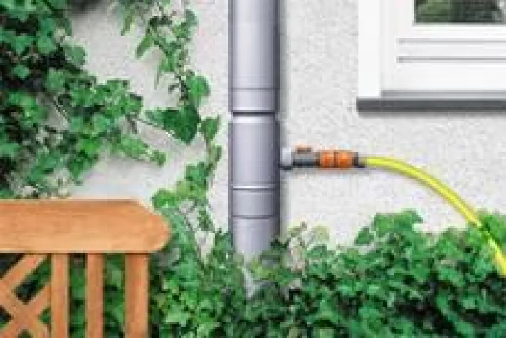 Bild: Dank intelligenter Dachentwässerungssysteme: Regen als Segen