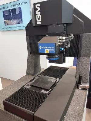 Bild: Laser nano-genau positionieren