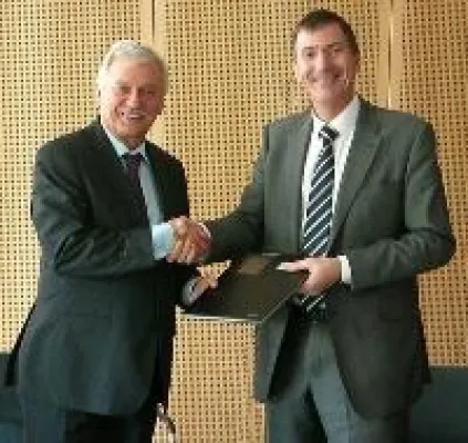 Bild: Fraunhofer-Gesellschaft und Building Research Establishment Group BRE gehen gemeinsam in die Zukunft