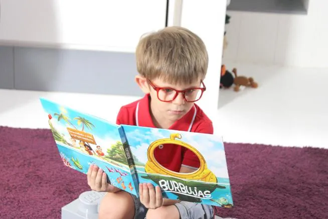 Mumablue begeistert mit seinen personalisierten Kinderbüchern jetzt auch Kinder in Deutschland Bild: Mumablue begeistert mit seinen personalisierten Kinderbüchern jetzt auch Kinder in Deutschland