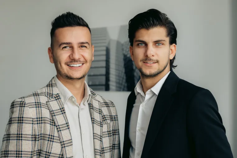 Bild: 95 % der Fachkräfte erreicht die AdVenture Marketing GmbH nur digital