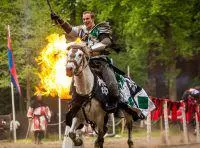 37. Ritterfestspiele auf Burg Satzvey an Pfingsten Bild: 37. Ritterfestspiele auf Burg Satzvey an Pfingsten
