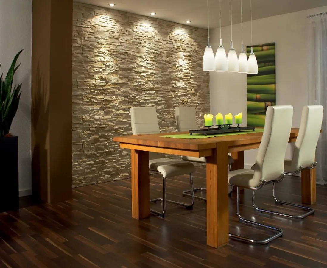 Auch wenn die Glühbirne 2012 endgültig aus den Verkaufsregalen verschwindet, gibt es genügend Alternativen. Foto: Hornbach