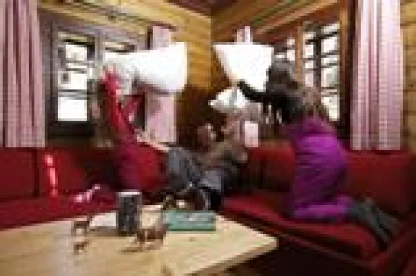 Ostern im Schnee mit der ganzen Familie Bild: Ostern im Schnee mit der ganzen Familie