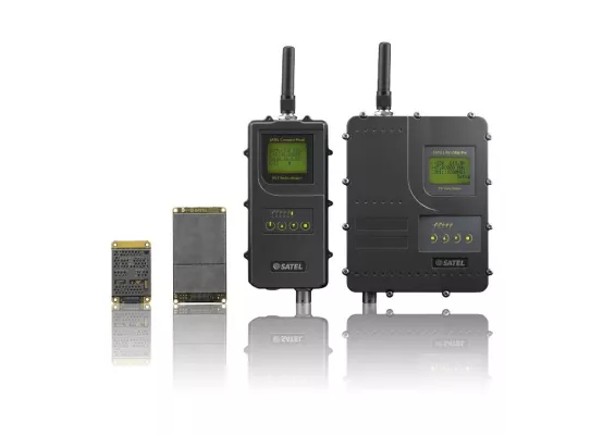 Bild: Welotec GmbH und Satel Oy zusammen auf der Intergeo 2015 in Stuttgart