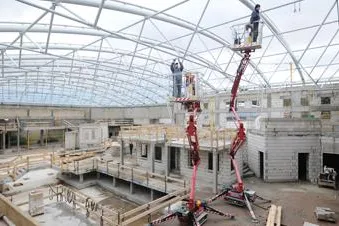 Bild: Arbeitsbühnen im siebten Wellnesshimmel