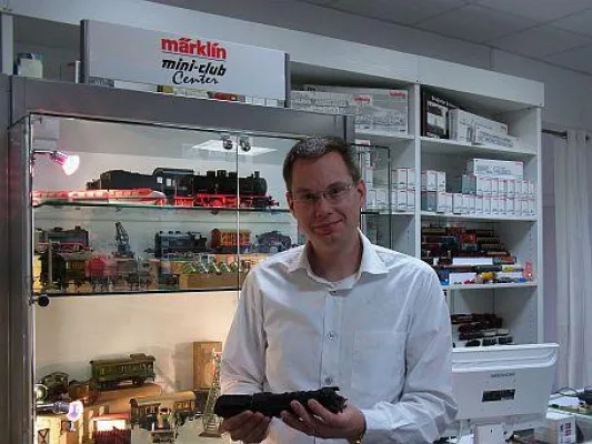 Bild: Am 8. August eröffnete „Frederik Niehues - Modellspielwaren & Antikspielzeug" in der Bremer Wartburgstraße