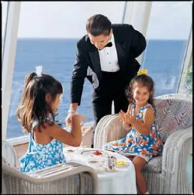 Bild: NEU: Die jüngsten Passagiere reisen mit Crystal Cruises im Sommer 2013 kostenfrei