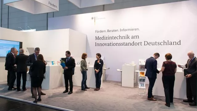 Bild: Die Bundesregierung auf der MEDICA 2017: Der Innovationsprozess in der Medizintechnik von A bis Z