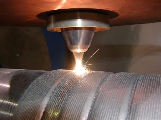 Thermisches Beschichten mit laserbasierten Fertigungsverfahren Bild: Thermisches Beschichten mit laserbasierten Fertigungsverfahren