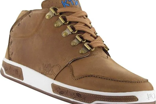 Bild: Mal aufgebrezelt- K1X präsentiert exklusiven Wies’nschuh 2008