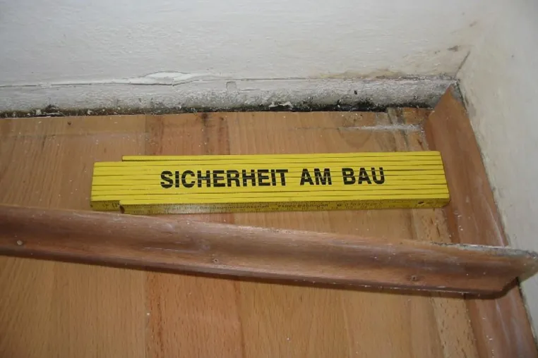 Neues Sanierungsverfahren bei Schimmelpilzbefall Bild: Neues Sanierungsverfahren bei Schimmelpilzbefall