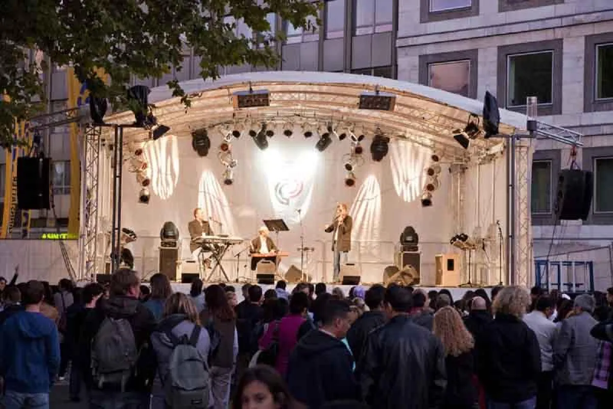 Stagemobil XLR (Foto: b&b eventtechnik GmbH, frei zur Veröffentlichung bei Namensnennung)