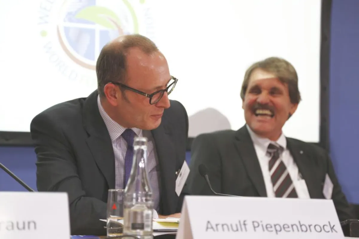 Arnulf Piepenbrock teilte seine Erfahrungen mit dem privatwirtschaftlich geführten Forst in Brandenb