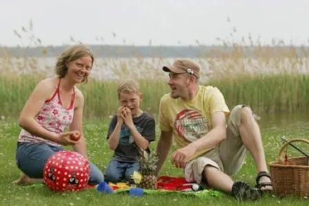 Noch Plätze frei: Sommerferien in den Jugendherbergen Mecklenburg-Vorpommerns Bild: Noch Plätze frei: Sommerferien in den Jugendherbergen Mecklenburg-Vorpommerns