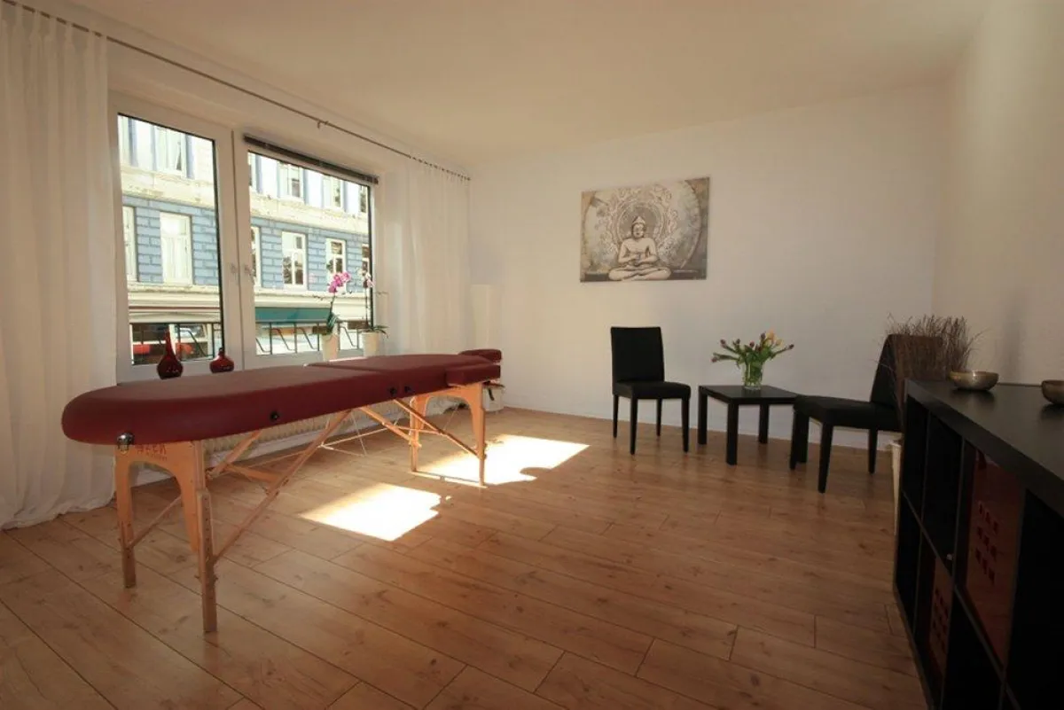 Kleiner Seminarraum, Massagen, Shiatsu
