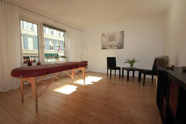 Bild: Voll ausgestattete Therapie- und Seminarräume auch für kurzzeitige Anmietung in Hamburg