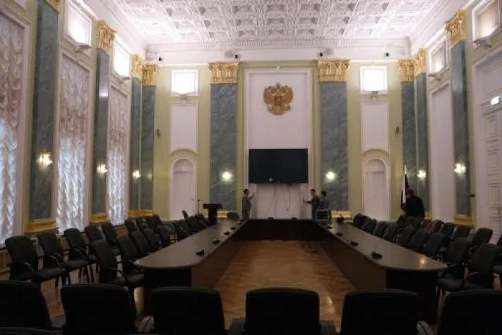 Bild: Flatlift TV Lift Systeme GmbH erobert den Kreml